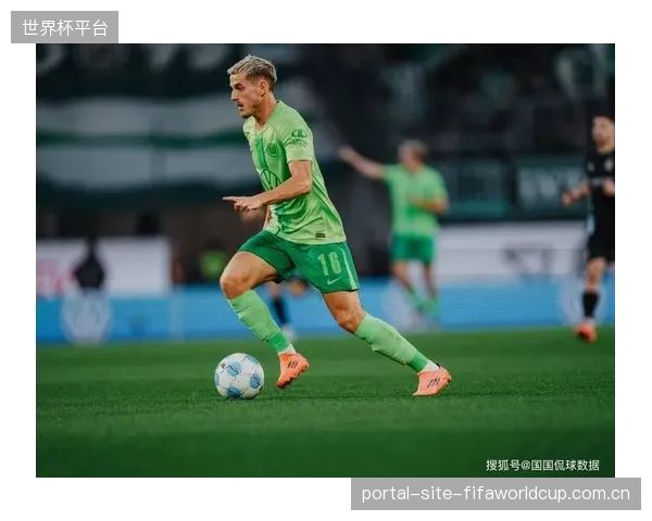 沃尔夫斯堡赛季仅获7胜排名倒数第三，将参加关键的升降级附加赛。